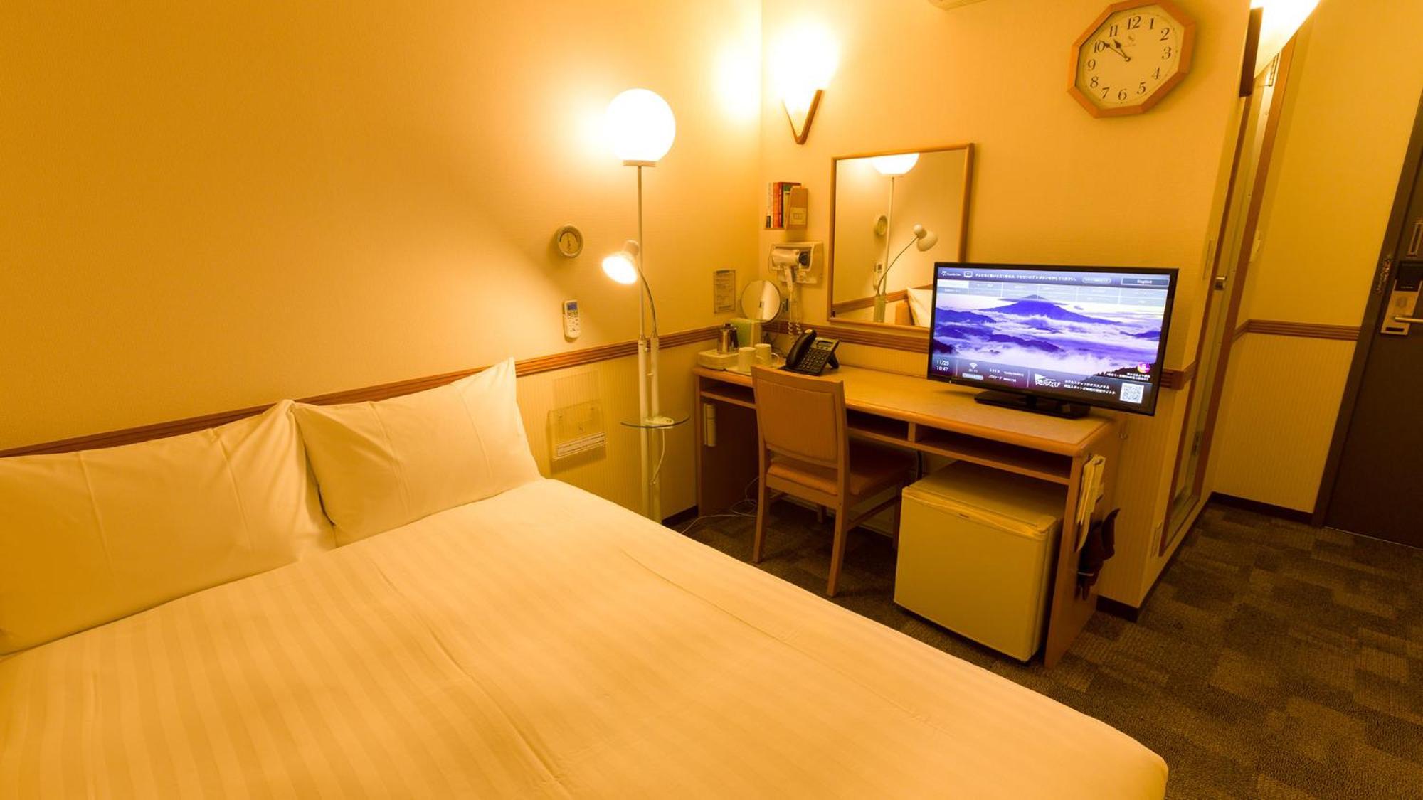 Toyoko Inn Naha Omoromachi Ekimae Quarto foto