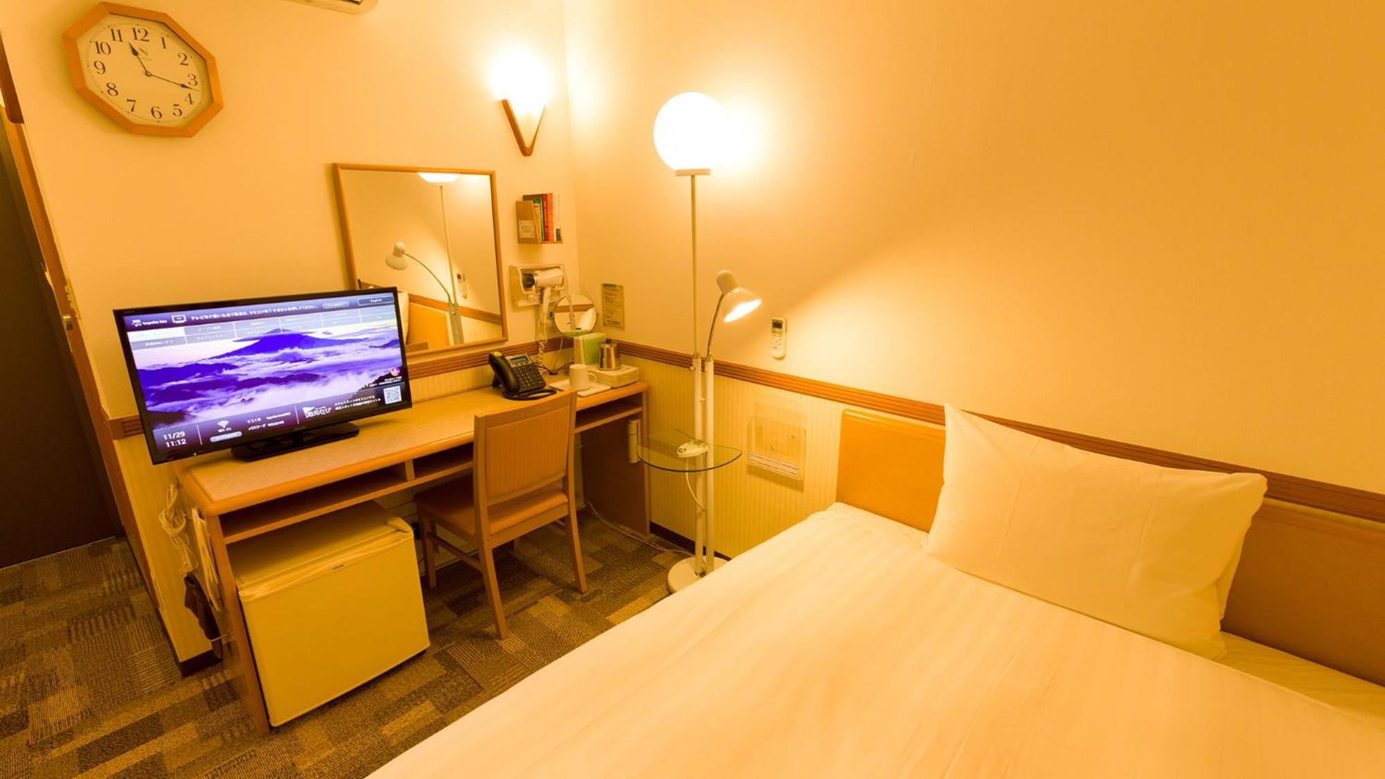 Toyoko Inn Naha Omoromachi Ekimae Quarto foto